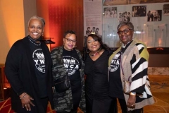 Full-Circle-of-Friends-Cooleysvideo.com-118