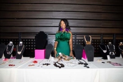 Full-Circle-of-Friends-Cooleysvideo.com-422